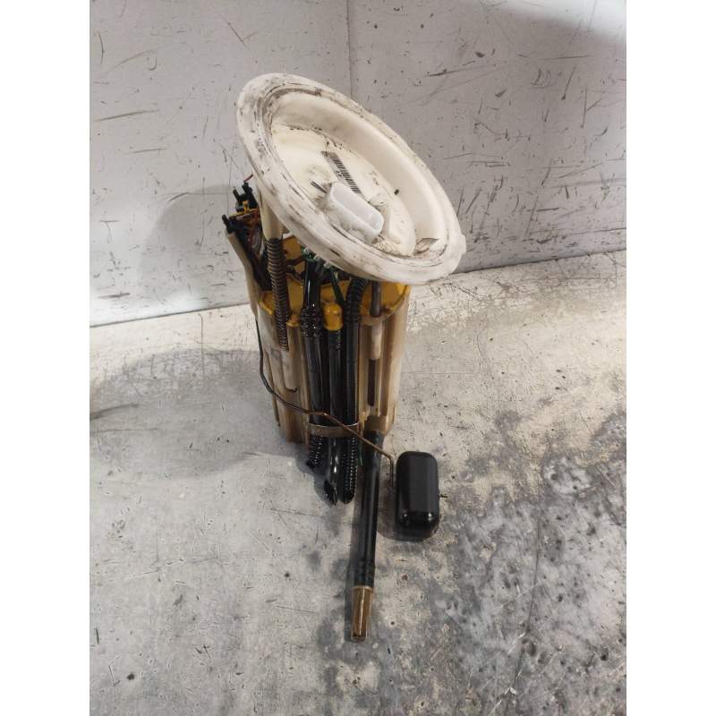 Recambio de bomba combustible para bmw serie 5 berlina (e60) 520d referencia OEM IAM 0580303013 6765848 