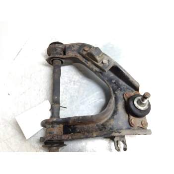 BRAZO SUSPENSION SUPERIOR DELANTERO DERECHO 