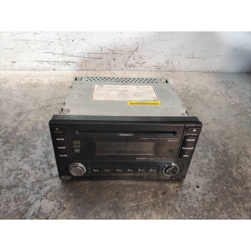 Recambio de sistema audio / radio cd para kia magentis active referencia OEM IAM LACM5510EK  