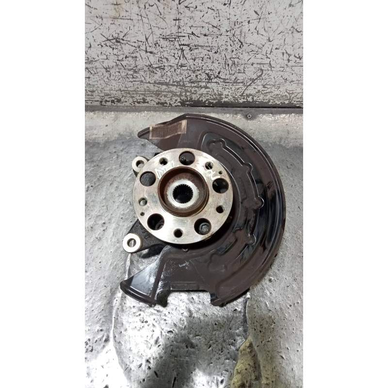 Recambio de mangueta delantera izquierda para ssangyong tivoli crystal 4x2 referencia OEM IAM   