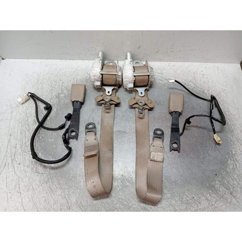 Recambio de juego cinturones delantero para toyota rav 4 (a3) 2.2 d-4d cat referencia OEM IAM   