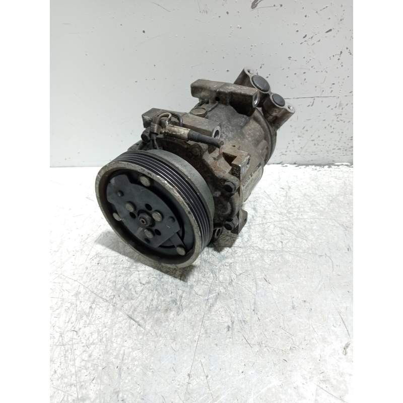 Recambio de compresor aire acondicionado para dacia logan ambiance referencia OEM IAM SD7V161177 8200603434 