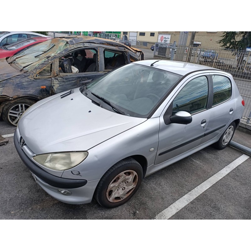 peugeot 206 berlina del año 2003