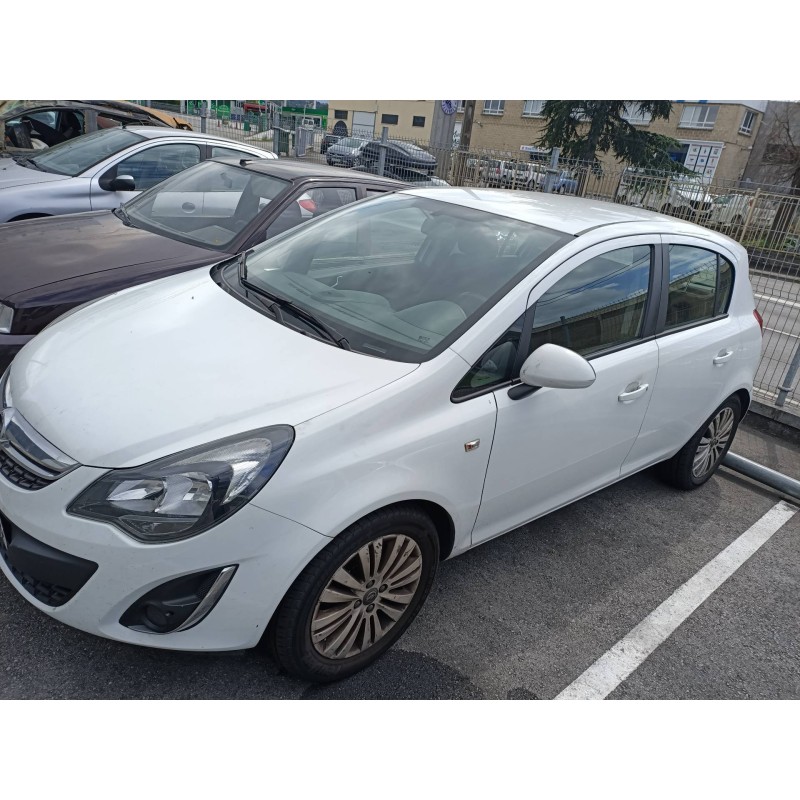 opel corsa d del año 2014