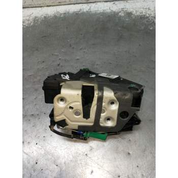MOTOR CIERRE CENTRALIZADO DELANTERO DERECHO BM5AA21812BF 5P 2013