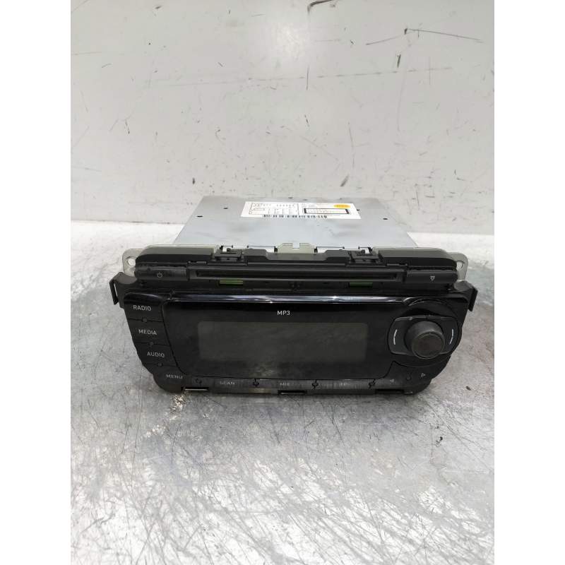Recambio de sistema audio / radio cd para seat leon (1p1) 1.9 tdi referencia OEM IAM 1P0035153B  