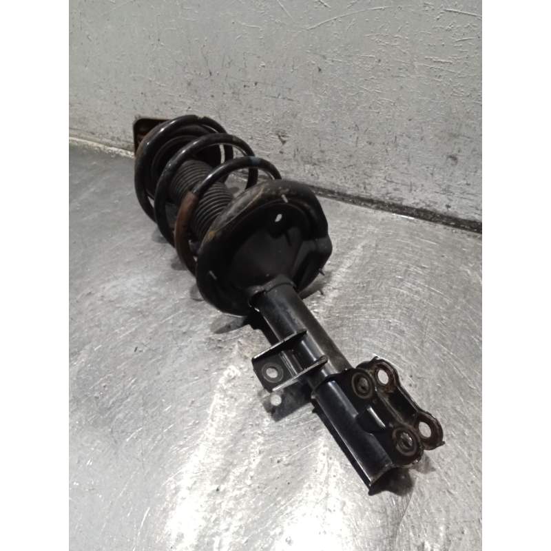 Recambio de amortiguador delantero derecho para hyundai elantra iii sedán (xd) 1.6 referencia OEM IAM   