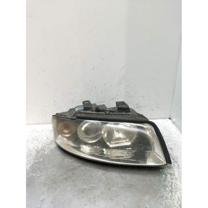 Recambio de faro derecho para audi a4 b6 (8e2) 1.9 tdi referencia OEM IAM 8E0941004F 8E0990008F 2001