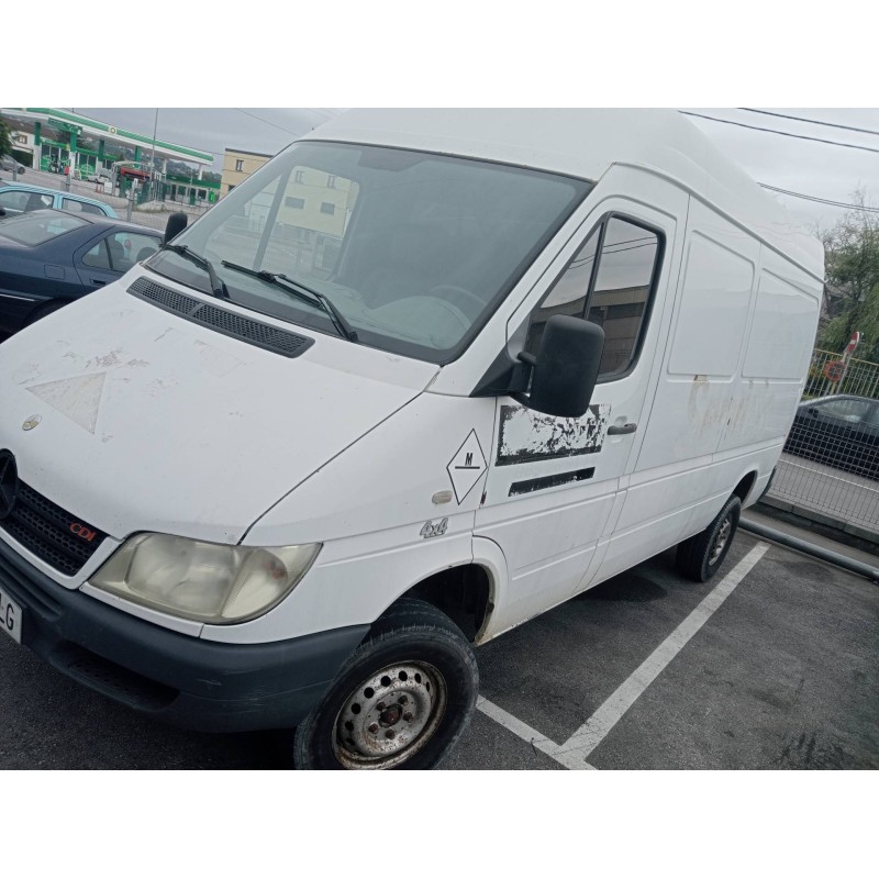 mercedes sprinter 02.00  caja cerrada del año 2005