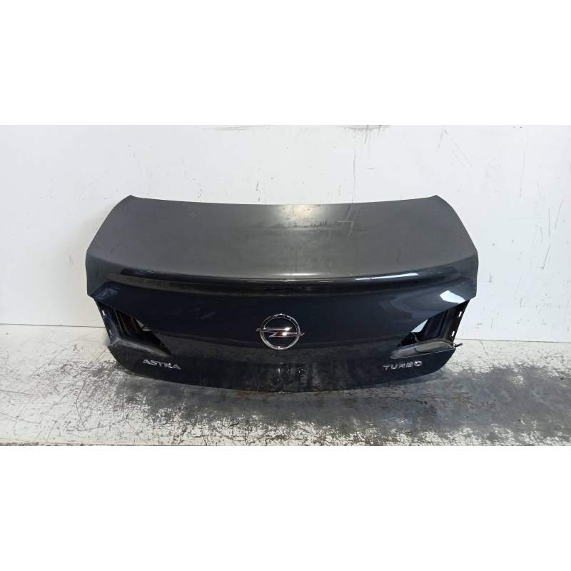 Recambio de tapa maletero para opel astra j lim. 4türig selection referencia OEM IAM   