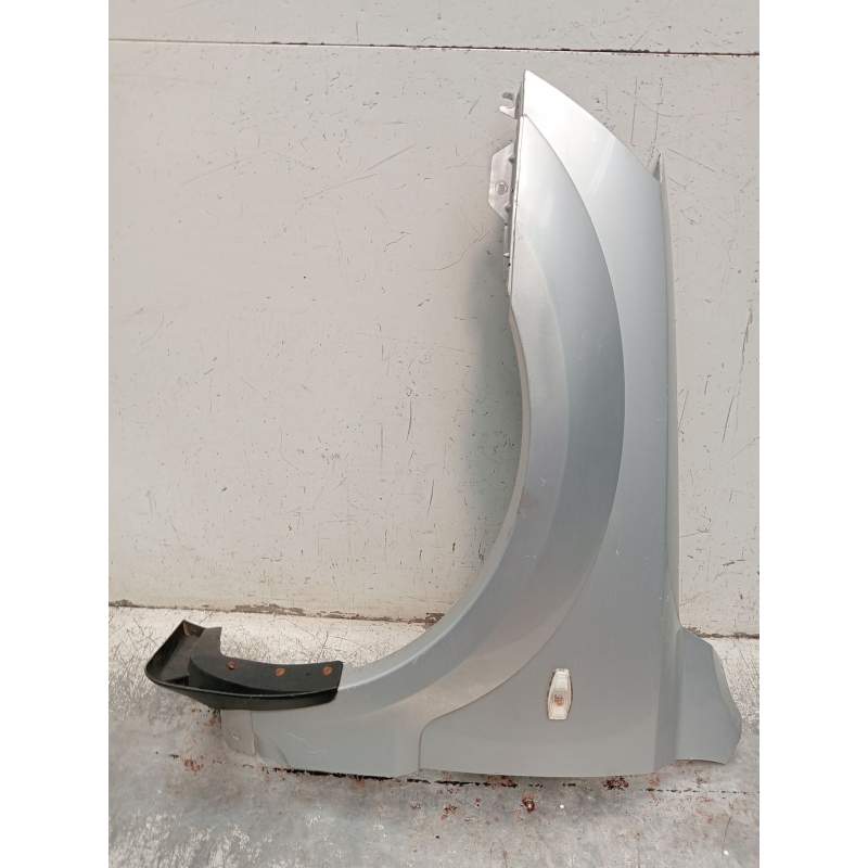 Recambio de aleta delantera izquierda para kia sorento i (jc) 2.5 crdi referencia OEM IAM   2006
