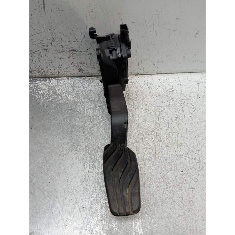 Recambio de potenciometro pedal para renault clio v referencia OEM IAM 180108467R 6PV01290203 2019