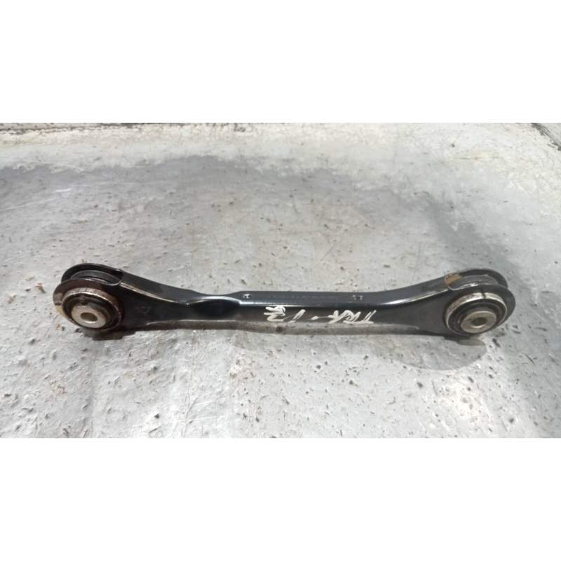 Recambio de brazo suspension superior trasero izquierdo para audi a4 ber. (b8) 2.0 16v tdi referencia OEM IAM ANTERIOR 20TDI 200