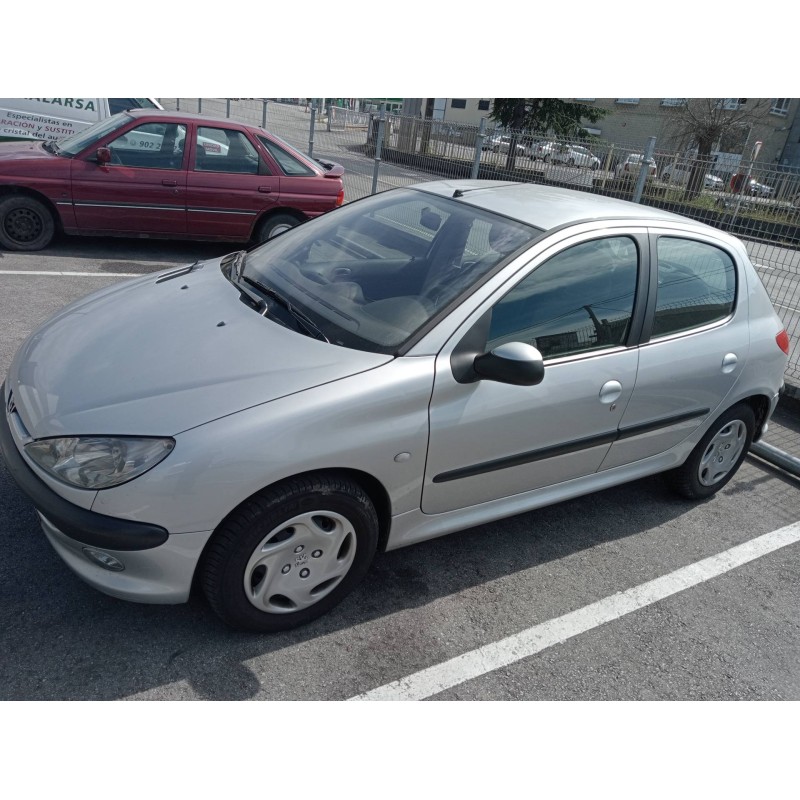 peugeot 206 berlina del año 2003