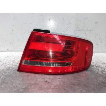PILOTO TRASERO DERECHO 8K5945096D 4P 2008