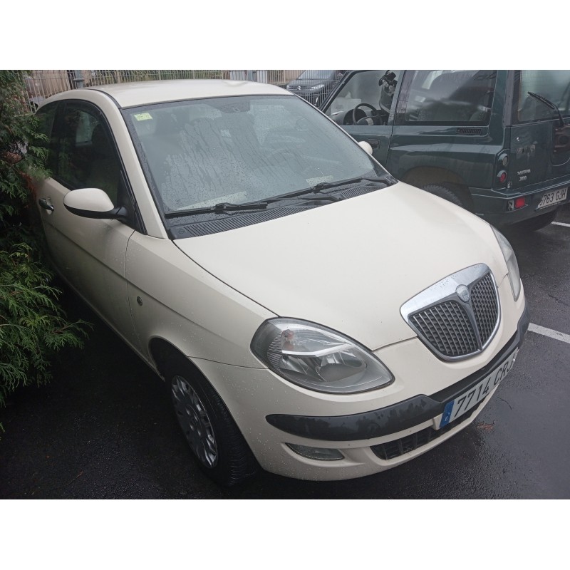 lancia ypsilon (101) del año 2004