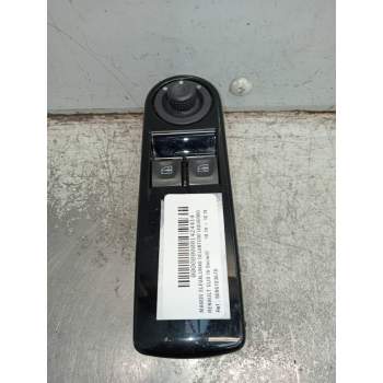 MANDO ELEVALUNAS DELANTERO IZQUIERDO 809612367R 4P 