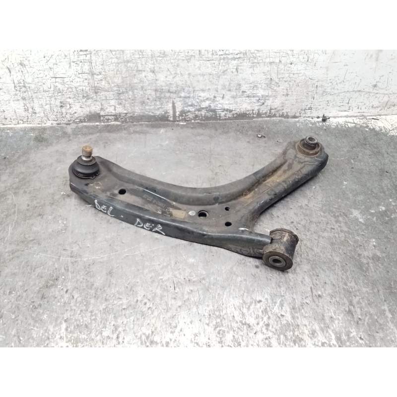 Recambio de brazo suspension inferior delantero derecho para dacia spring ev (b6m1) referencia OEM IAM   