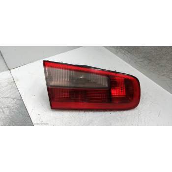 PILOTO TRASERO IZQUIERDO INTERIOR 8200002475 2002