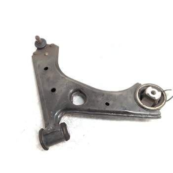 BRAZO SUSPENSION INFERIOR DELANTERO DERECHO 13JTD 2007