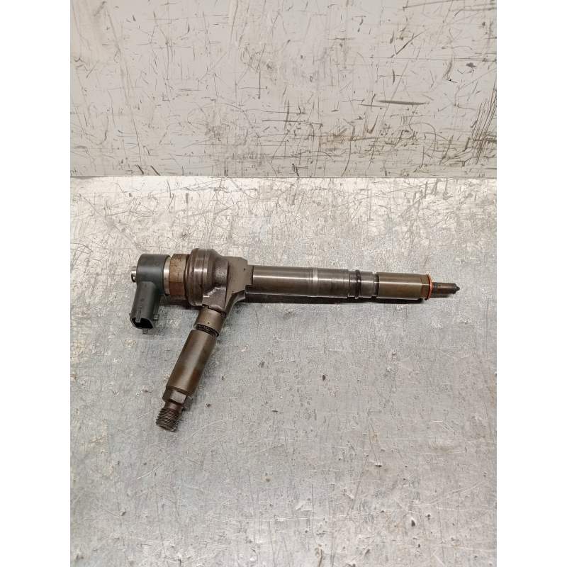 Recambio de inyector para opel astra h berlina cosmo referencia OEM IAM 0445110175  BOSCH