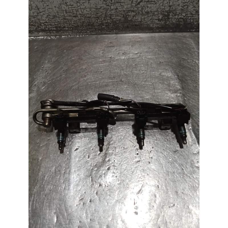 Recambio de rampa inyectora para audi a4 b6 (8e2) 2.0 referencia OEM IAM 06B133551K 20G 2001
