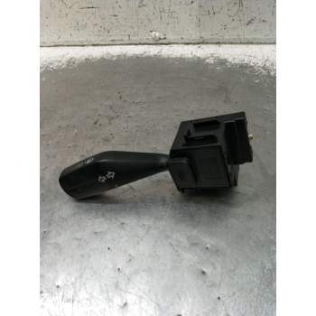 MANDO LUCES 17D940 2008