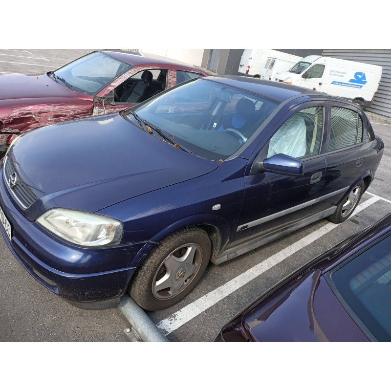 opel astra g berlina del año 1999