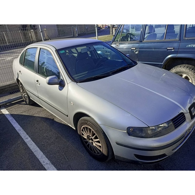 seat toledo (1m2) del año 2001