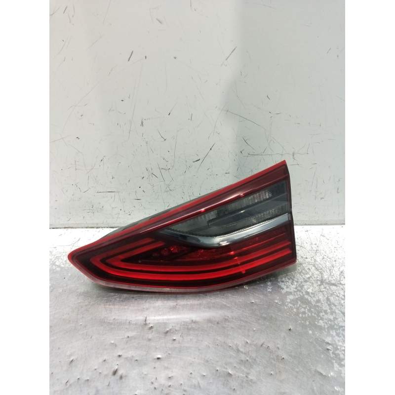 Recambio de piloto trasero izquierdo interior para kia ceed business referencia OEM IAM IR75RR05 92404J7050 2022