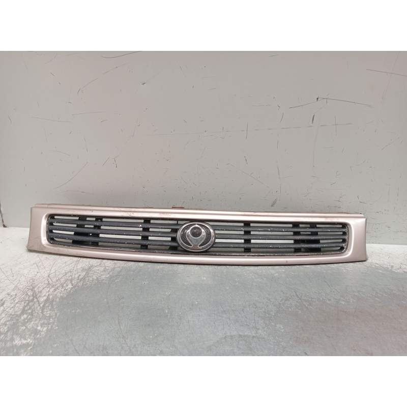 Recambio de rejilla delantera para mazda 626 iv hatchback (ge) 2.5 24v (ge5p) referencia OEM IAM   