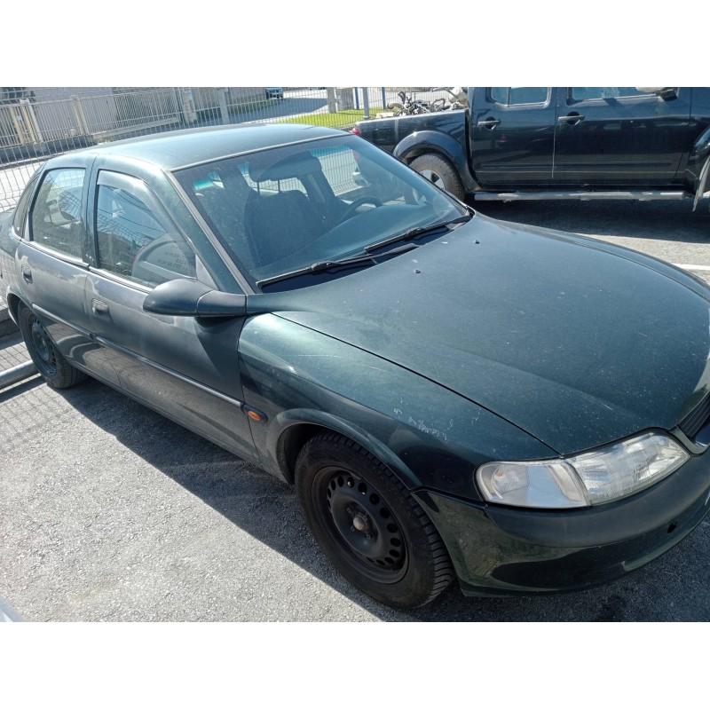 opel vectra b berlina del año 1998