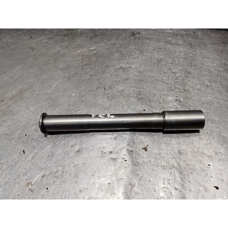 Recambio de puente delantero para bmw f (801cc - ) f 900 xr (4r90) referencia OEM IAM 792519201  EJE DELANTERO