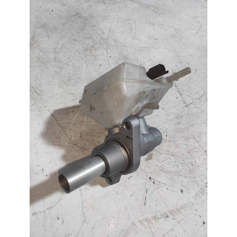 Recambio de bomba freno para peugeot 5008 allure referencia OEM IAM  16HDI 2012