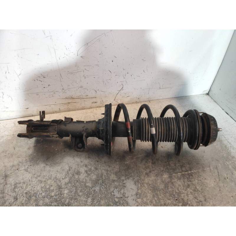 Recambio de amortiguador delantero derecho para kia rio (yb) attract referencia OEM IAM   