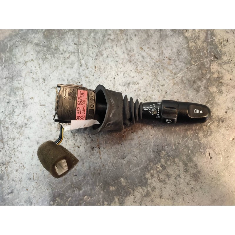 Recambio de mando limpia para daewoo nubira berlina se referencia OEM IAM 96552842 52133B100 