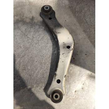BRAZO SUSPENSION SUPERIOR TRASERO DERECHO 