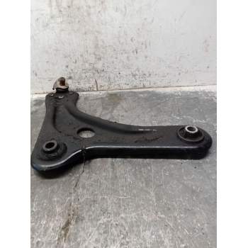 BRAZO SUSPENSION INFERIOR DELANTERO DERECHO 14HDI 2012