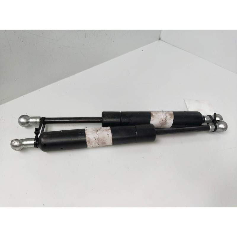 Recambio de amortiguadores maletero / porton para volvo xc70 2.4 diesel cat referencia OEM IAM   