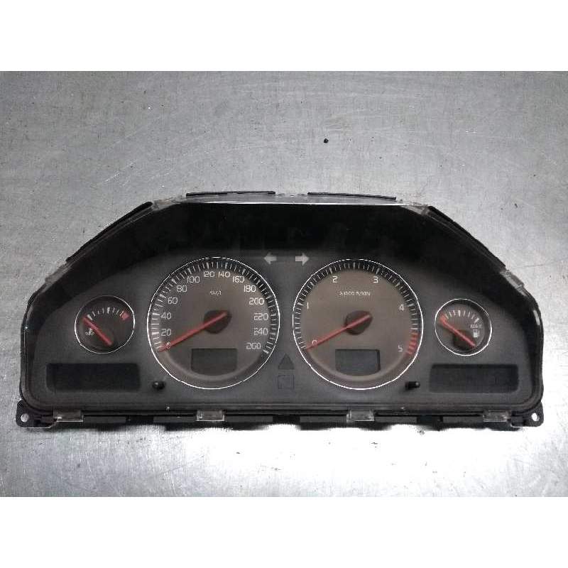 Recambio de cuadro instrumentos para volvo xc70 2.4 diesel cat referencia OEM IAM 30682277 69594220T 