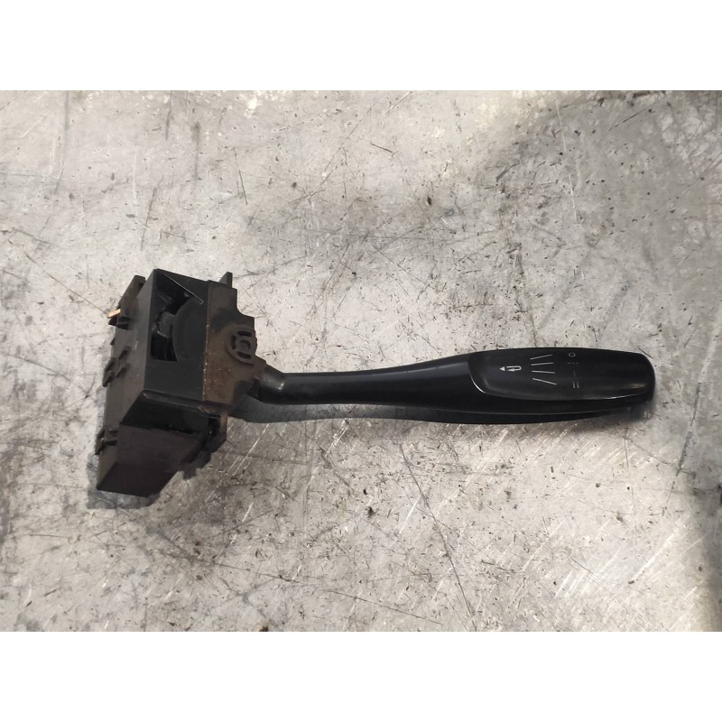 Recambio de mando limpia para mitsubishi l 200 (k6/7) 2500 td glx (4-ptas.) referencia OEM IAM   