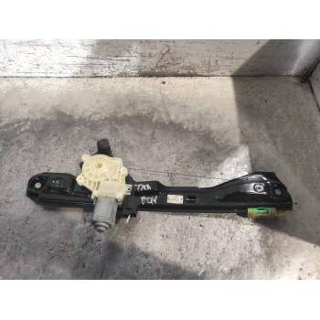 ELEVALUNAS TRASERO DERECHO CN15A27000CB 