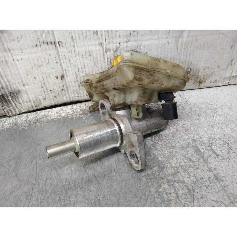 Recambio de bomba freno para volkswagen passat berlina (3b3) v6 tdi executive referencia OEM IAM 8E0611301E 320670094 2001