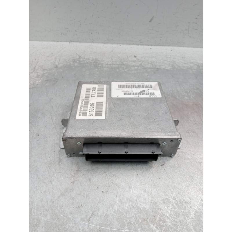 Recambio de centralita motor uce para saab 9-3 cabriolet (ys3d) 2.0 i referencia OEM IAM YS3DD78C337003430 5169966 T77A04 