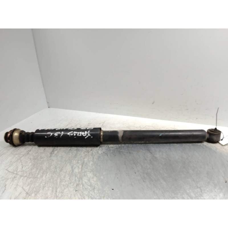 Recambio de amortiguador trasero para toyota yaris (ncp1/nlp1/scp1) 1.3 cat referencia OEM IAM   