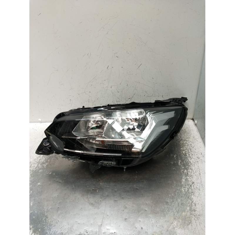 Recambio de faro izquierdo para peugeot 208 (p2) referencia OEM IAM 9823194080 90174682 VER FOTOS