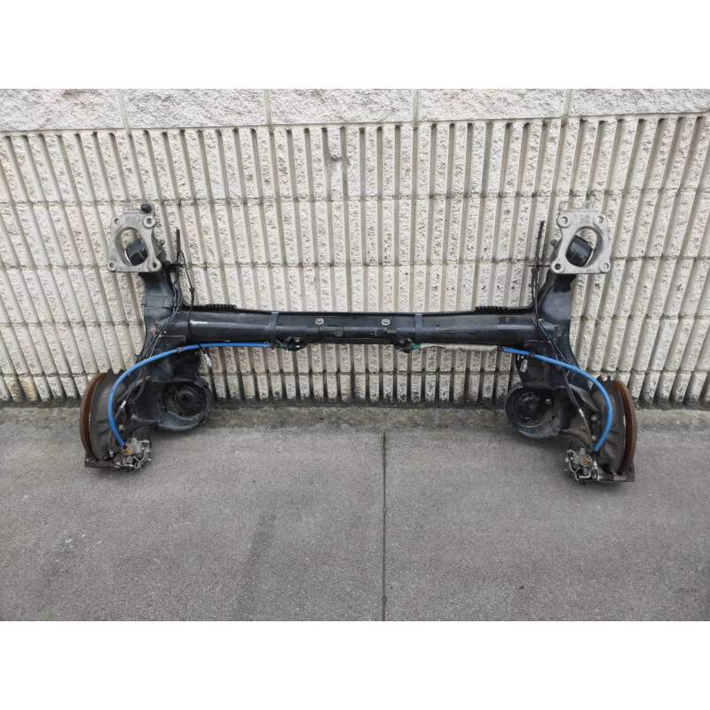 Recambio de puente trasero para peugeot 5008 allure referencia OEM IAM DISCO/ABS 16HDI 2012