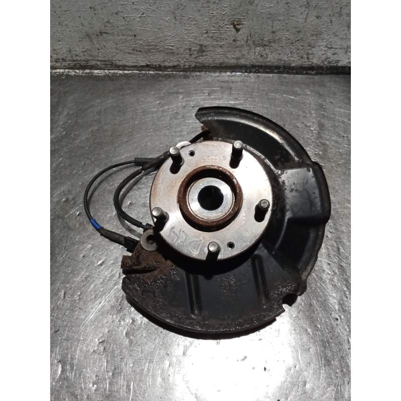 Recambio de mangueta delantera derecha para hyundai elantra iii sedán (xd) 1.6 referencia OEM IAM   