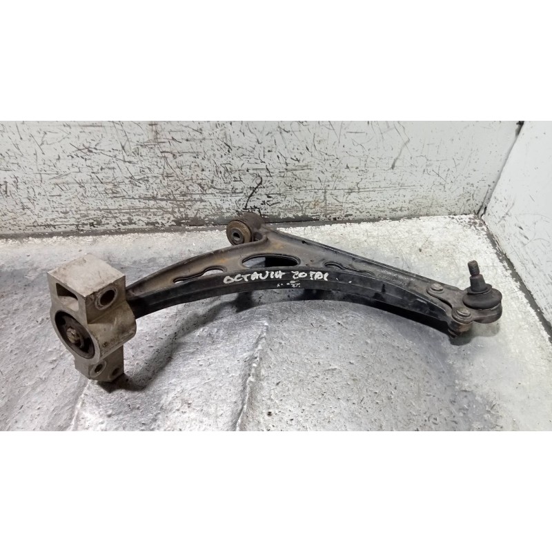 Recambio de brazo suspension inferior delantero derecho para skoda octavia berlina (1z3) elegance referencia OEM IAM 1K0407153N 