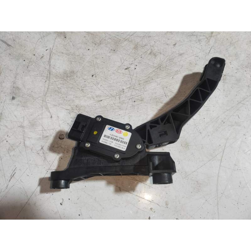 Recambio de potenciometro pedal para hyundai i40 cw gl tecno referencia OEM IAM   